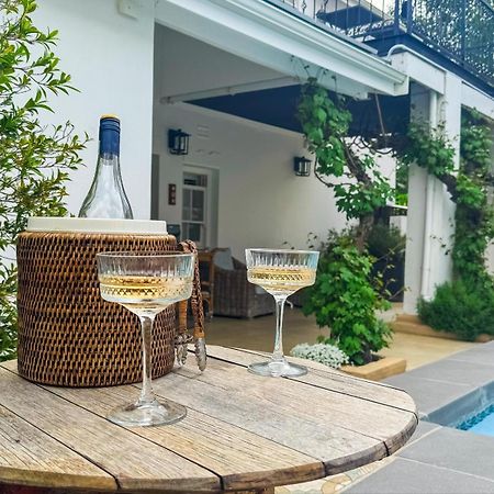 Le Petit Paris Hotel Franschhoek Buitenkant foto